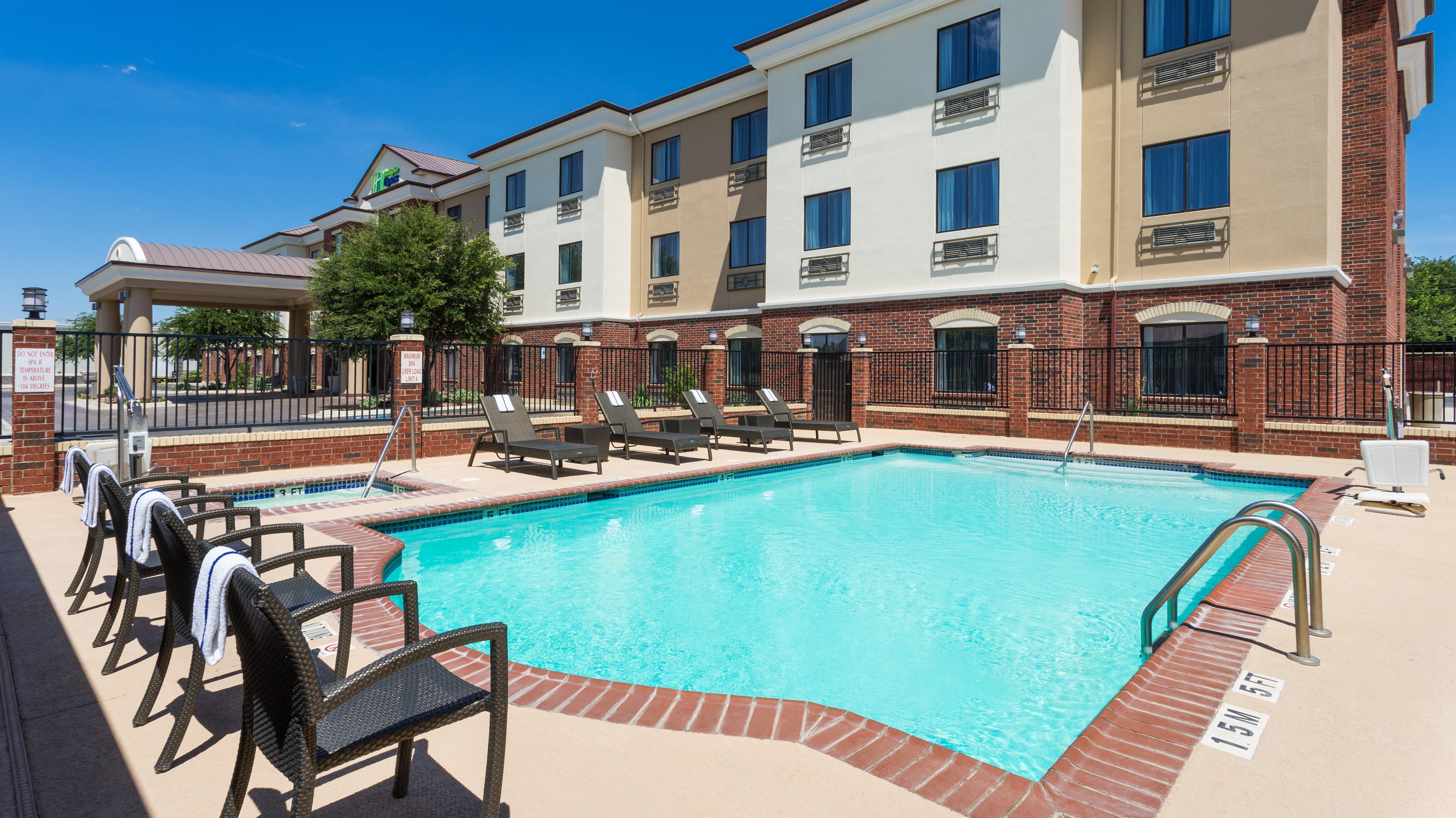 Holiday Inn Express & Suites Midland Loop 250 By Ihg Exteriör bild