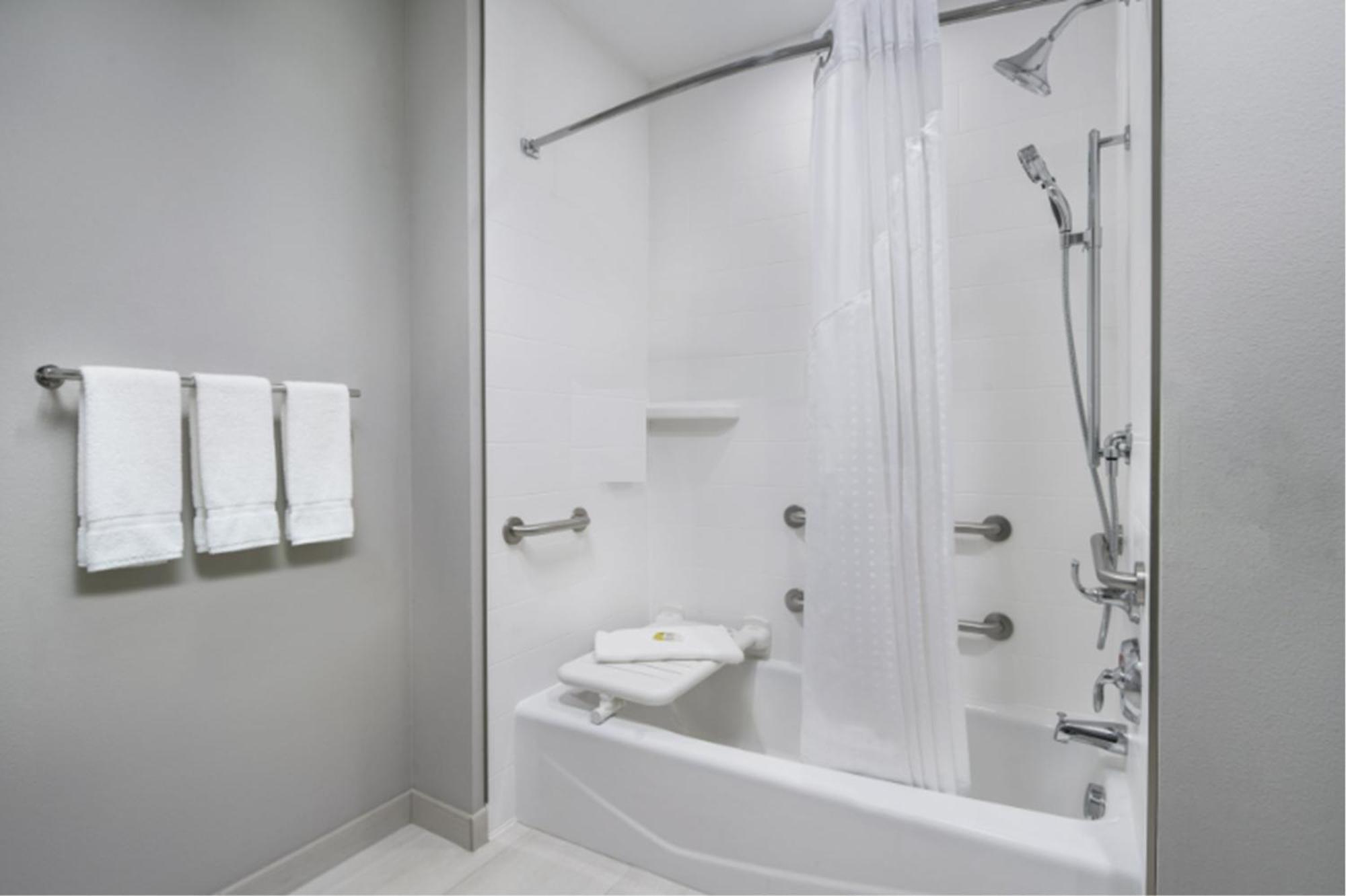 Holiday Inn Express & Suites Midland Loop 250 By Ihg Exteriör bild